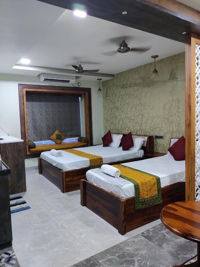 Hotel Sakuntala Residency à Bhubaneswar Extérieur photo